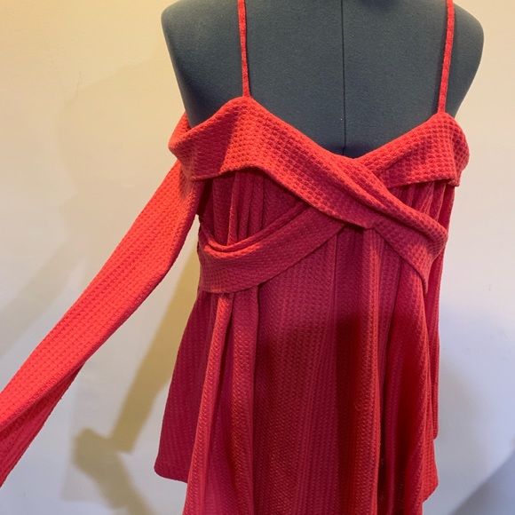 Coral off the shoulder sweater with spaghetti straps - Picture 3 of 6